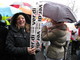 Streikende mit guter Laune
